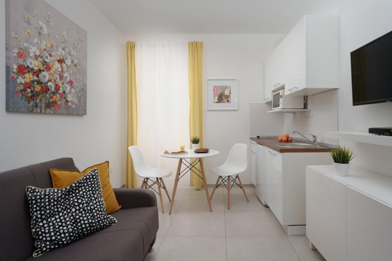 PUY Apartments Antons 2 מראה חיצוני תמונה