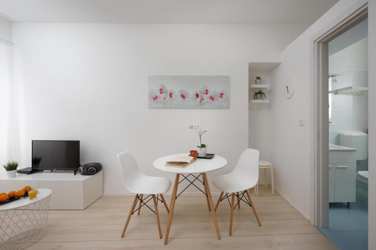 PUY Apartments Antons 2 מראה חיצוני תמונה