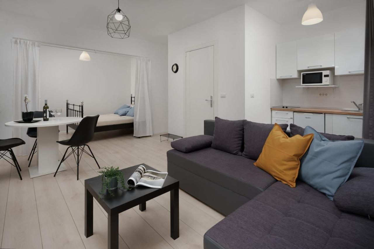 PUY Apartments Antons 2 מראה חיצוני תמונה