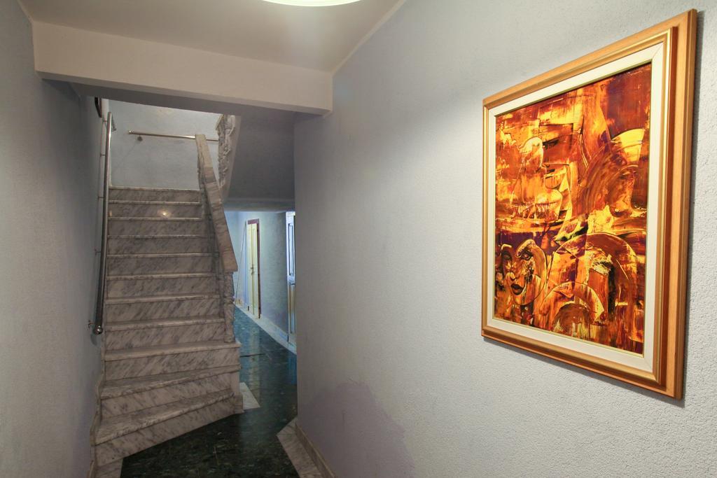 PUY Apartments Antons 2 מראה חיצוני תמונה